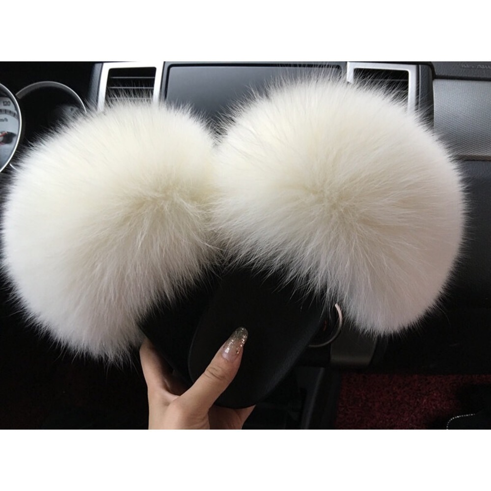 🎉Host Pick🎉 NEW! Real Fox Fur Slides / Slippers - Picture 2 of 8